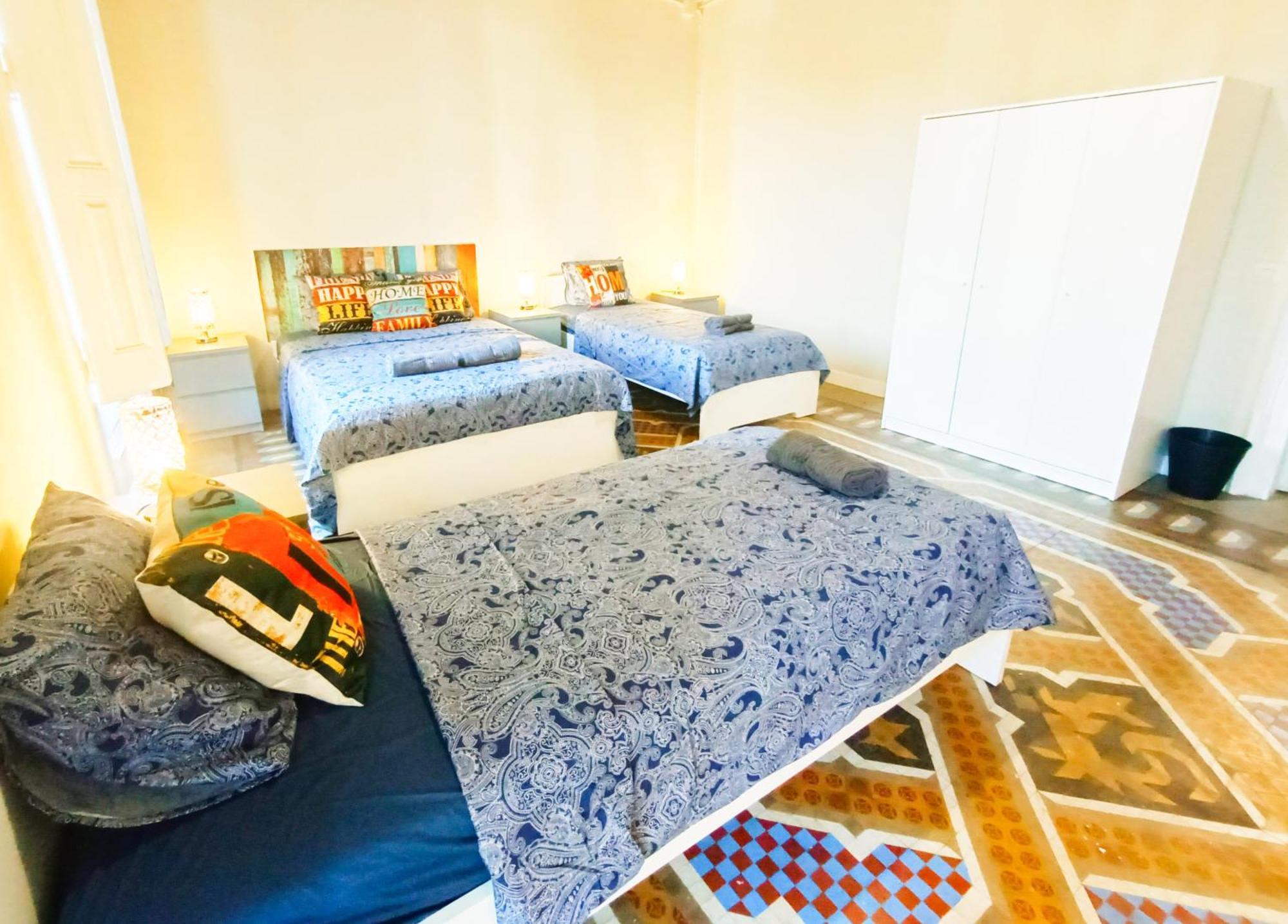 Private Rooms By Plaza Catalunya Barcelona Buitenkant foto